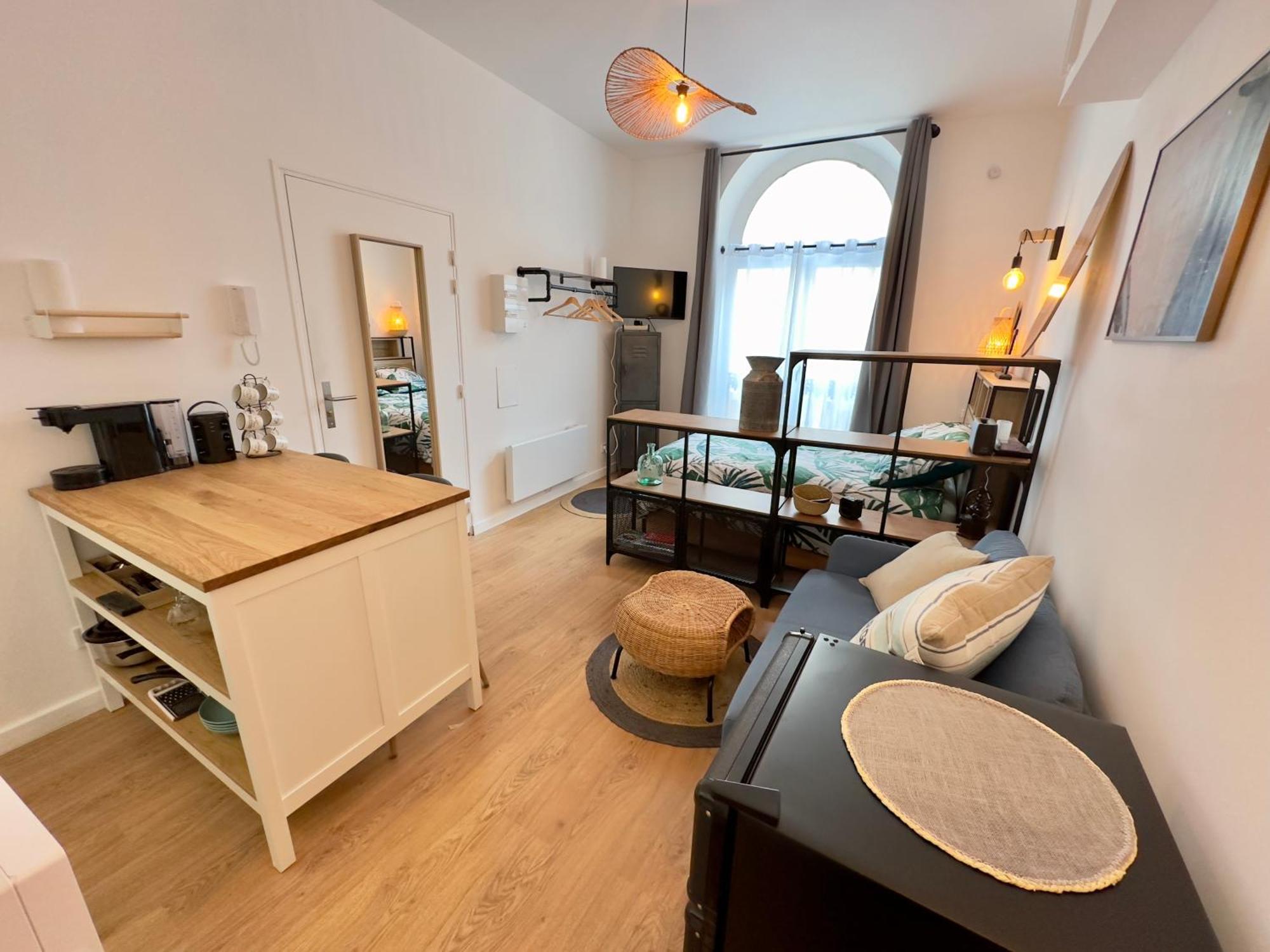 L'Albizia- Centre -Tv Wifi-Cozy Apartment Нарбон Екстериор снимка